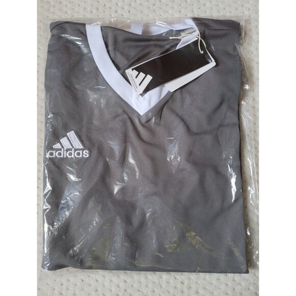 NWT SEALED adidas Entrada 22 Men's SLIM FIT Soccer Jersey HE1574 GRAY, size L - Picture 3 of 6